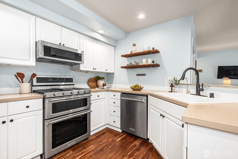 Property photo for 600 228th Street SW #I101, Bothell photo 9