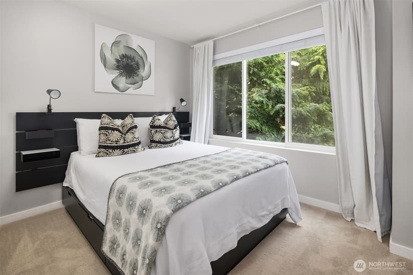 Property photo for 23300 SE Black Nugget Road #M2, Issaquah photo 24
