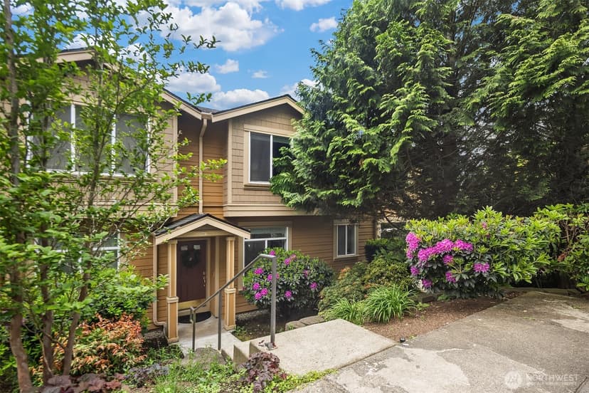 Property photo for 23300 SE Black Nugget Road #M2, Issaquah