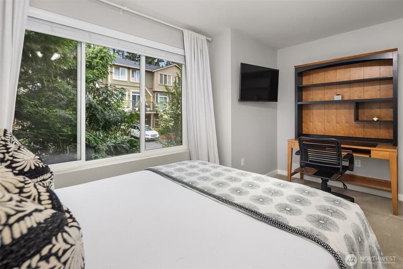 Property photo for 23300 SE Black Nugget Road #M2, Issaquah photo 25