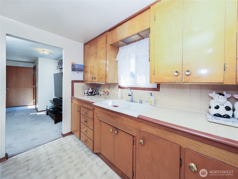 Property photo for 25033 20th Avenue S, Des Moines photo 11