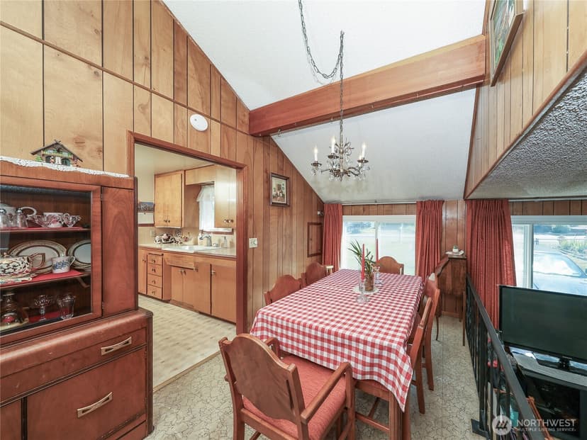 Property photo for 25033 20th Avenue S, Des Moines photo 17