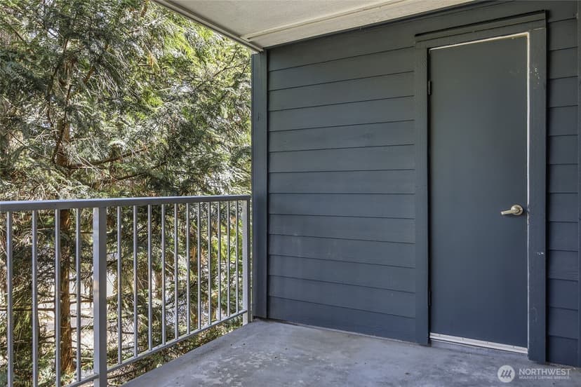 Property photo for 300 N 130th Street W #2205, Seattle photo 6