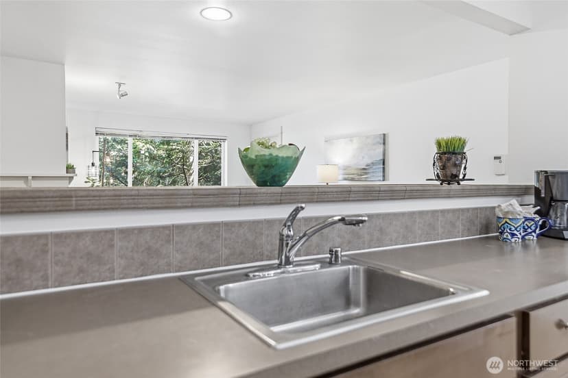 Property photo for 300 N 130th Street W #2205, Seattle photo 15