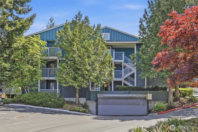 Property photo for 300 N 130th Street W #2205, Seattle photo 2