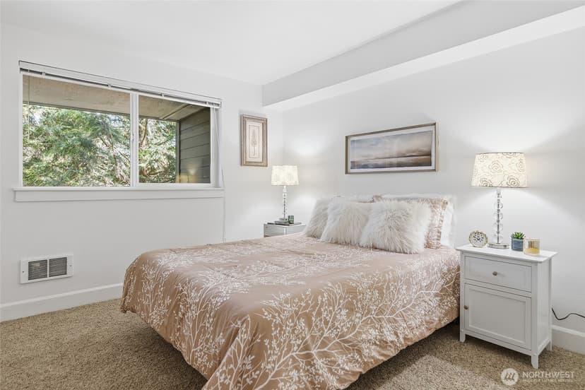 Property photo for 300 N 130th Street W #2205, Seattle photo 16