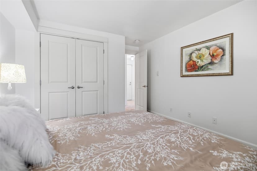 Property photo for 300 N 130th Street W #2205, Seattle photo 17