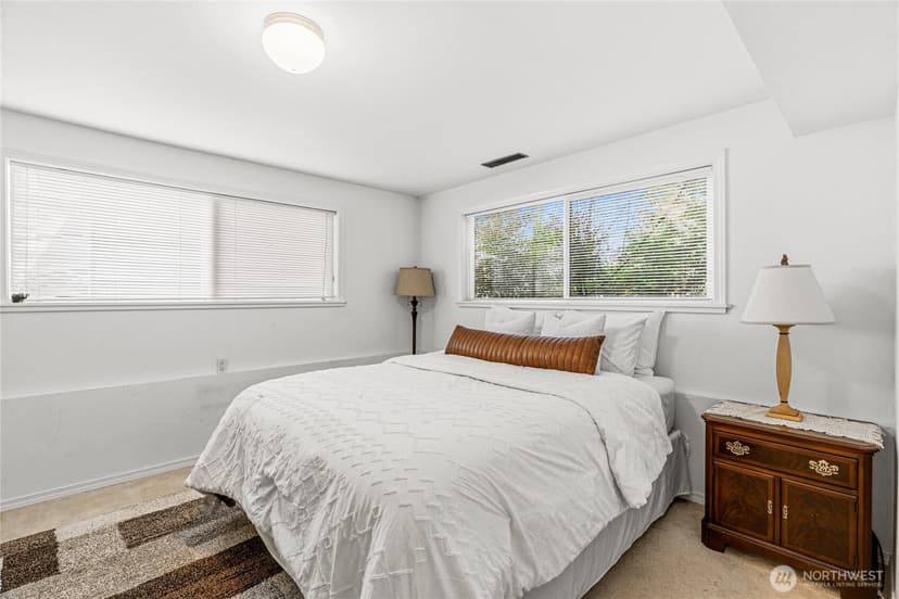 Property photo for 1812 74th Street SE, Everett photo 31