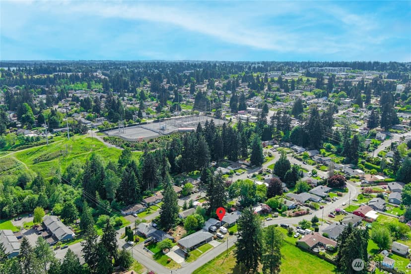 Property photo for 1812 74th Street SE, Everett photo 6
