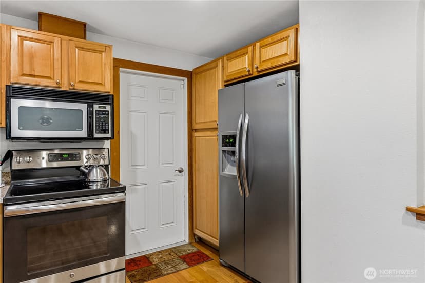 Property photo for 1812 74th Street SE, Everett photo 14