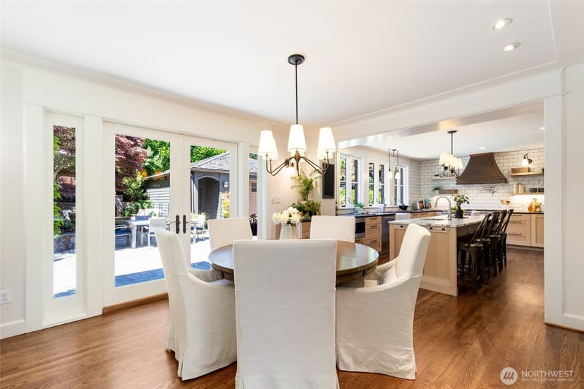 Property photo for 2017 36th Avenue W, Seattle photo 6