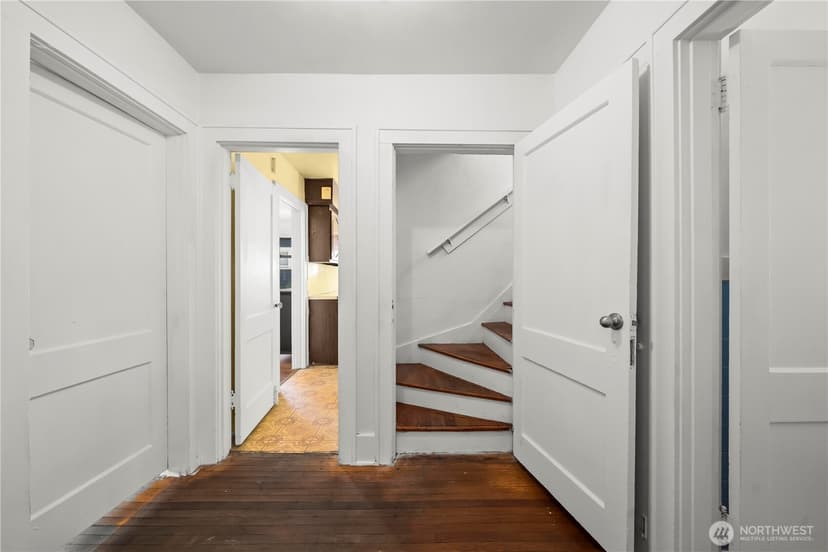 Property photo for 319 29th Avenue, Seattle photo 15