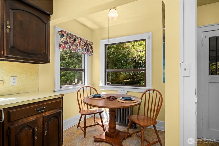 Property photo for 319 29th Avenue, Seattle photo 12