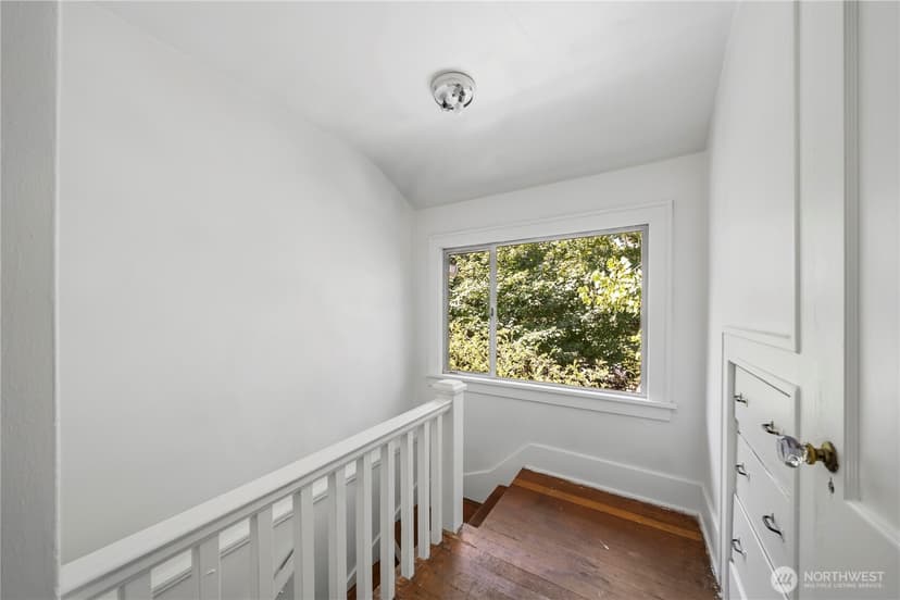 Property photo for 319 29th Avenue, Seattle photo 16