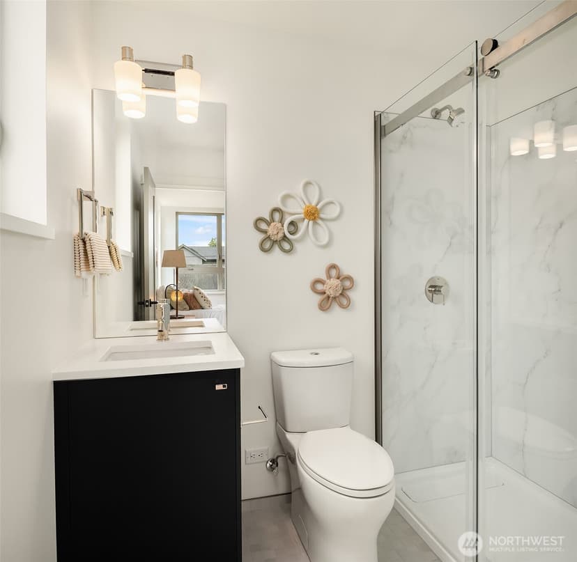 Property photo for 6913 30th Avenue NW, Seattle photo 29