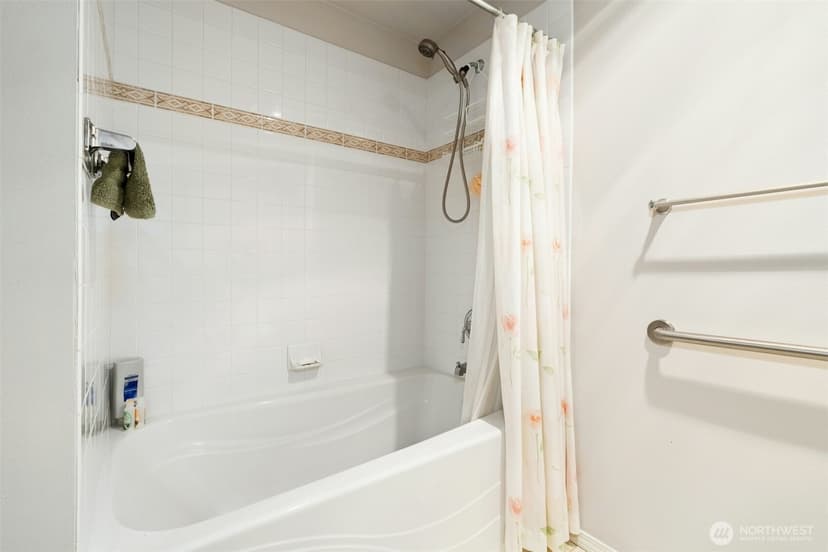 Property photo for 8500 Main Street #F312, Edmonds photo 17