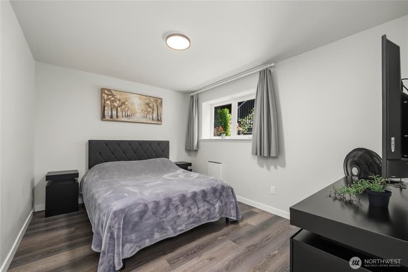Property photo for 5643 16th Avenue SW, Seattle photo 30
