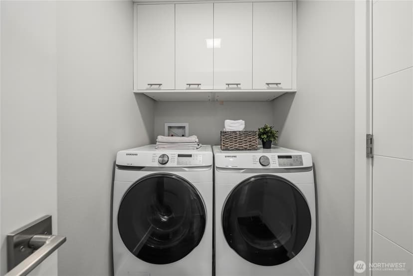 Property photo for 5643 16th Avenue SW, Seattle photo 21