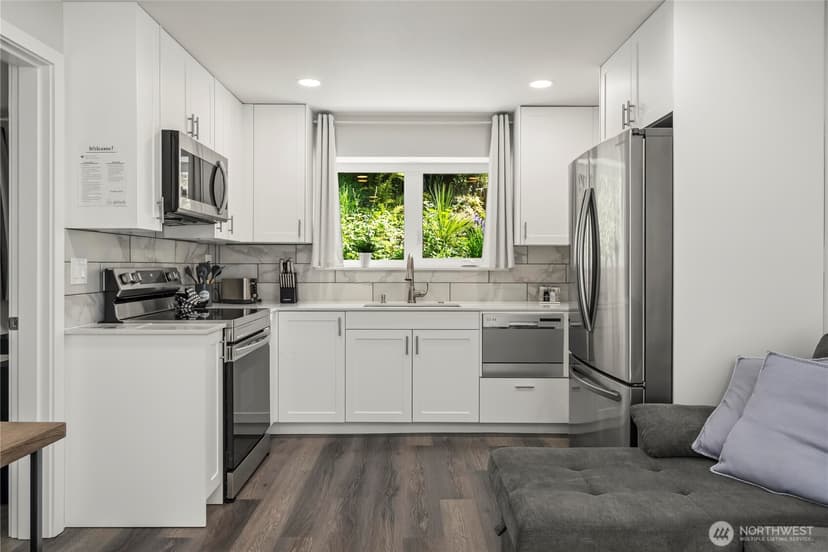 Property photo for 5643 16th Avenue SW, Seattle photo 27