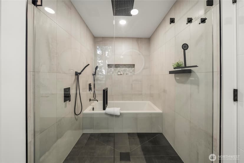 Property photo for 5643 16th Avenue SW, Seattle photo 14