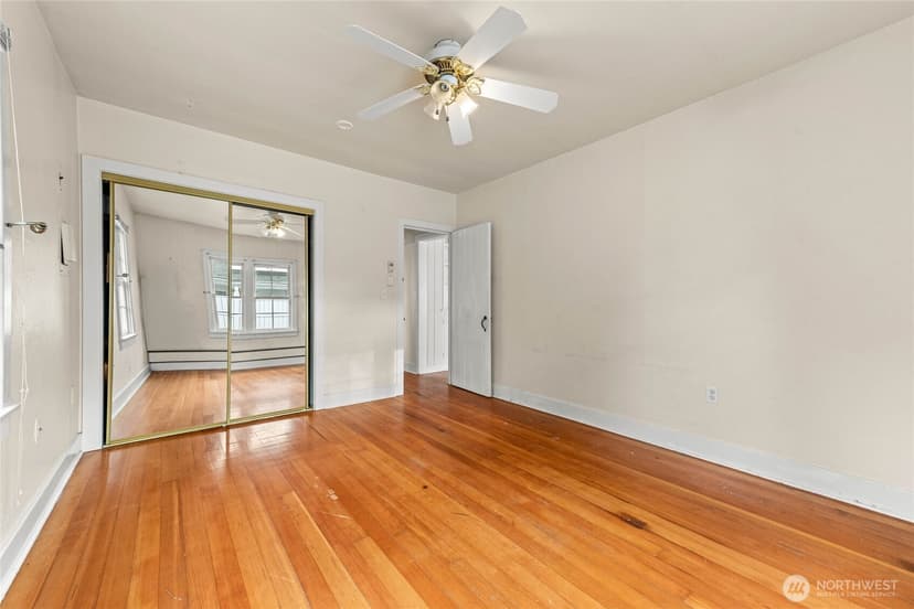 Property photo for 6614 100th Street SW, Lakewood photo 11