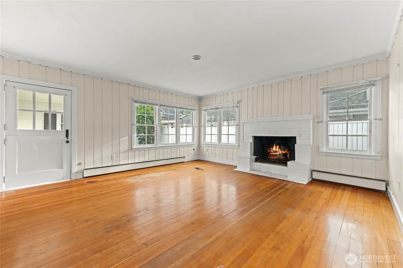 Property photo for 6614 100th Street SW, Lakewood photo 8