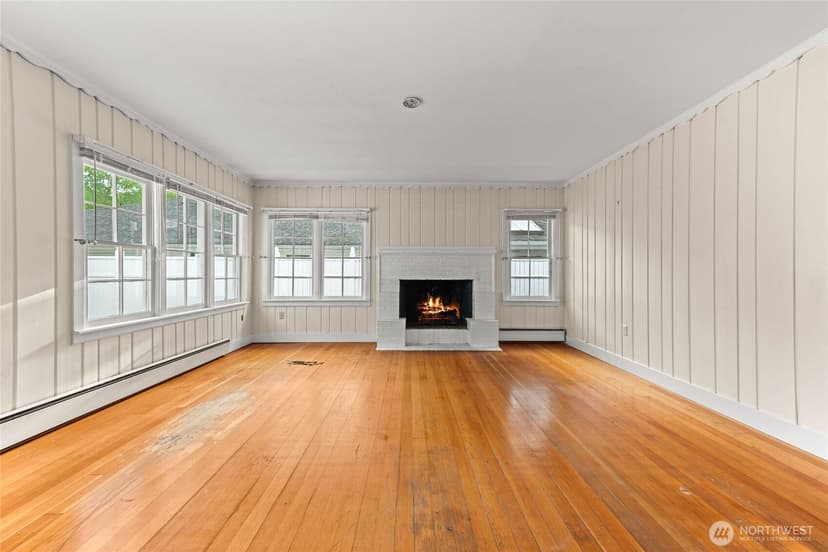 Property photo for 6614 100th Street SW, Lakewood photo 7