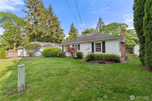 Property photo for 6614 100th Street SW, Lakewood photo 2