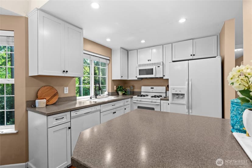 Property photo for 7002 32nd Street Ct NW, Gig Harbor photo 9