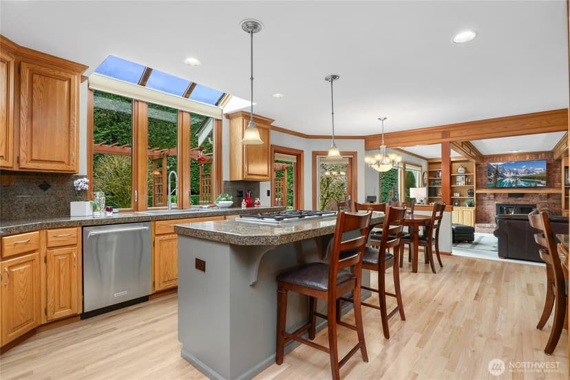Property photo for 22519 SE 46th Place, Sammamish photo 10
