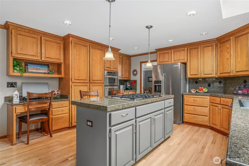 Property photo for 22519 SE 46th Place, Sammamish photo 12