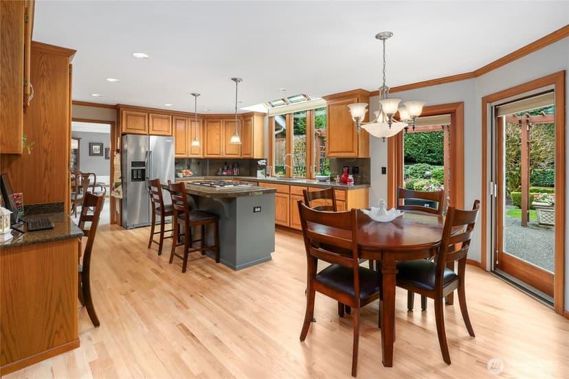 Property photo for 22519 SE 46th Place, Sammamish photo 13