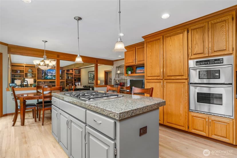 Property photo for 22519 SE 46th Place, Sammamish photo 11