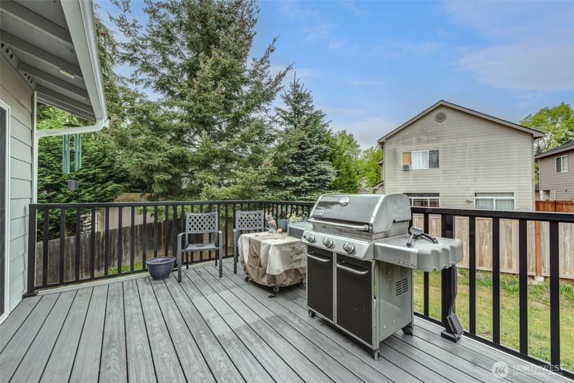Property photo for 17323 74th Drive NE, Arlington photo 17