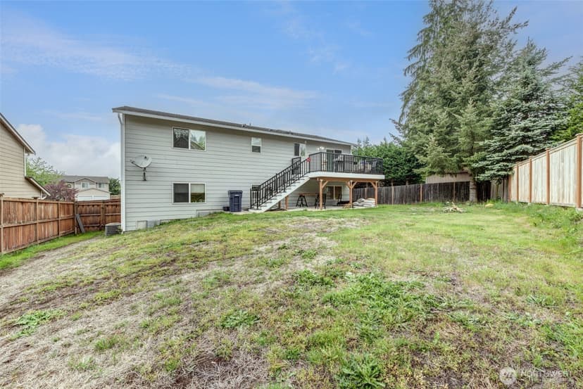 Property photo for 17323 74th Drive NE, Arlington photo 20