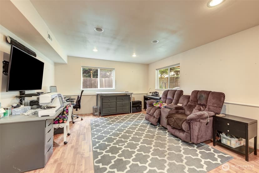 Property photo for 17323 74th Drive NE, Arlington photo 11