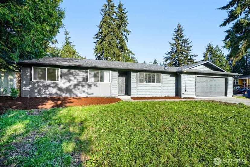 Property photo for 32424 10th Place S, Federal Way photo 2