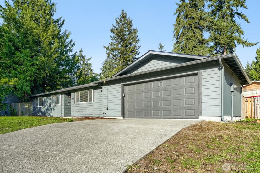 Property photo for 32424 10th Place S, Federal Way