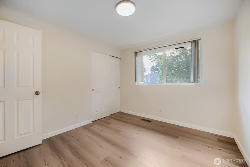 Property photo for 32424 10th Place S, Federal Way photo 19