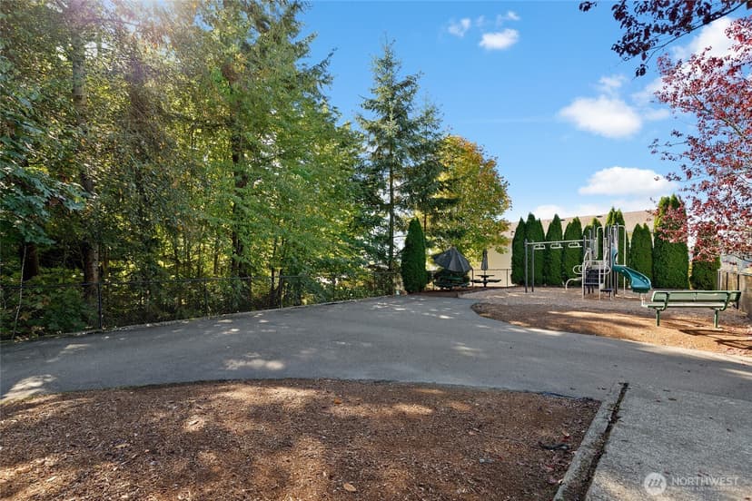 Property photo for 24007 42nd Avenue SE, Bothell photo 39