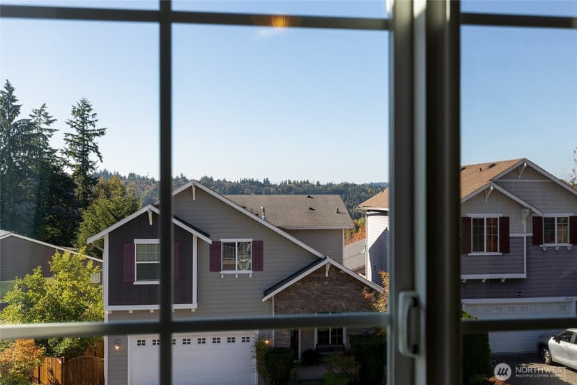 Property photo for 24007 42nd Avenue SE, Bothell photo 10