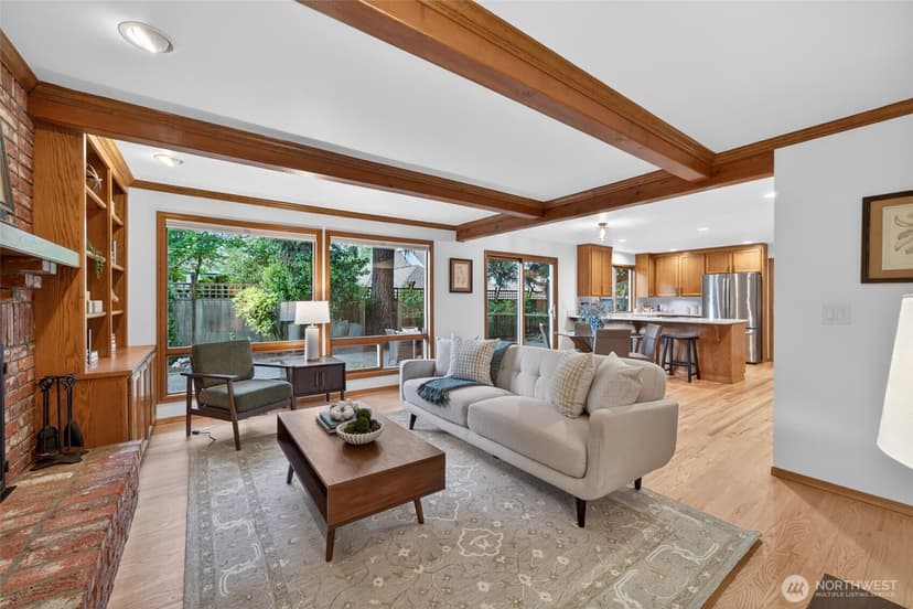 Property photo for 12610 NE 68th Place, Kirkland photo 13