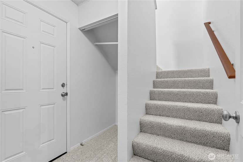 Property photo for 1832 S 330th Street #D, Federal Way photo 3