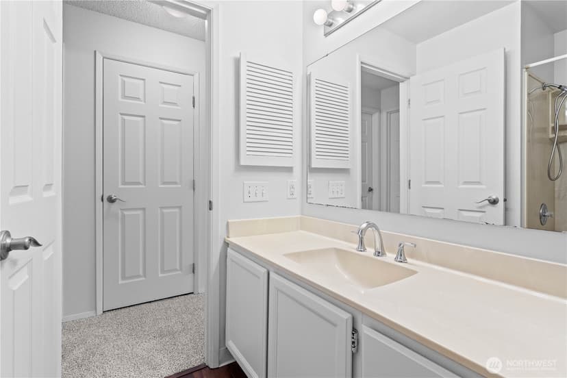 Property photo for 1832 S 330th Street #D, Federal Way photo 14