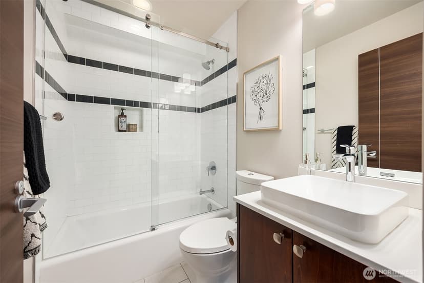 Property photo for 998 NE High Street #12, Issaquah photo 25