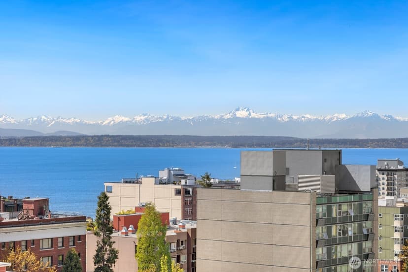Property photo for 2100 3rd Avenue #1702, Seattle photo 7