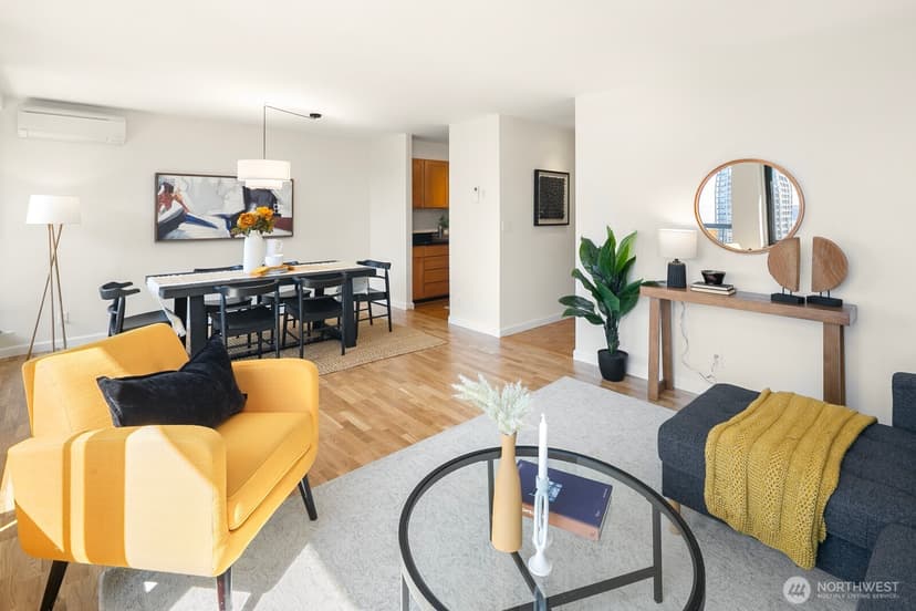 Property photo for 2100 3rd Avenue #1702, Seattle photo 8
