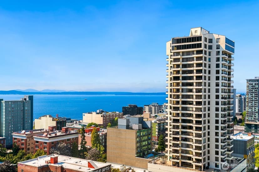 Property photo for 2100 3rd Avenue #1702, Seattle photo 6