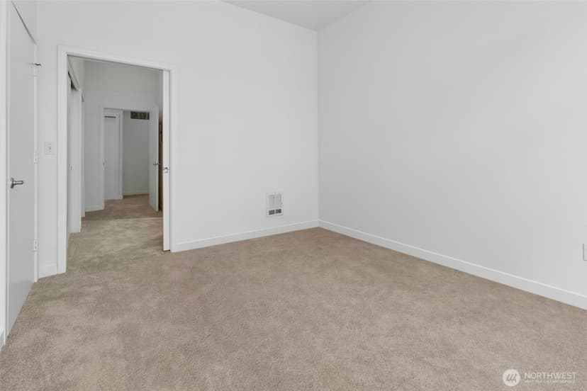 Property photo for 521 7th Avenue #207, Kirkland photo 18