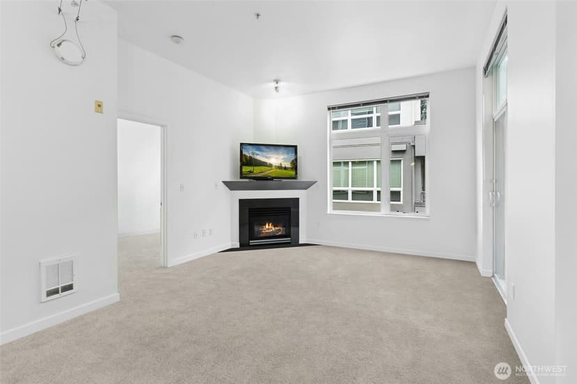 Property photo for 521 7th Avenue #207, Kirkland photo 4